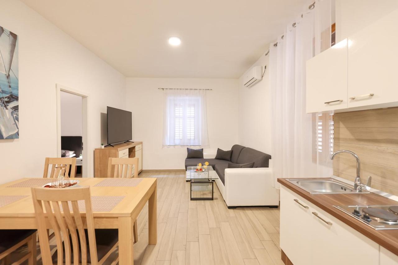 Old Town Donatello Apartment 자다르 외부 사진