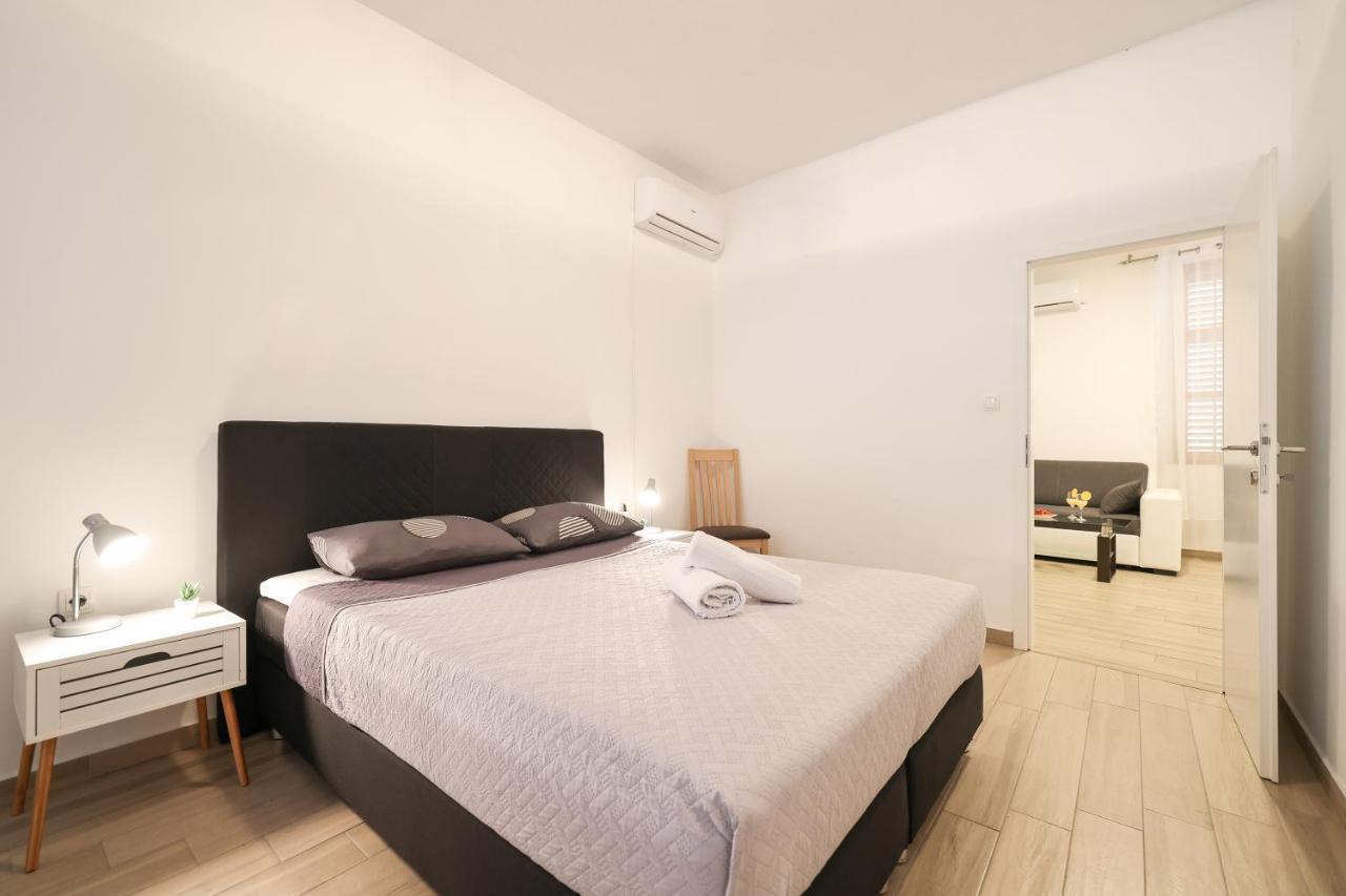 Old Town Donatello Apartment 자다르 외부 사진