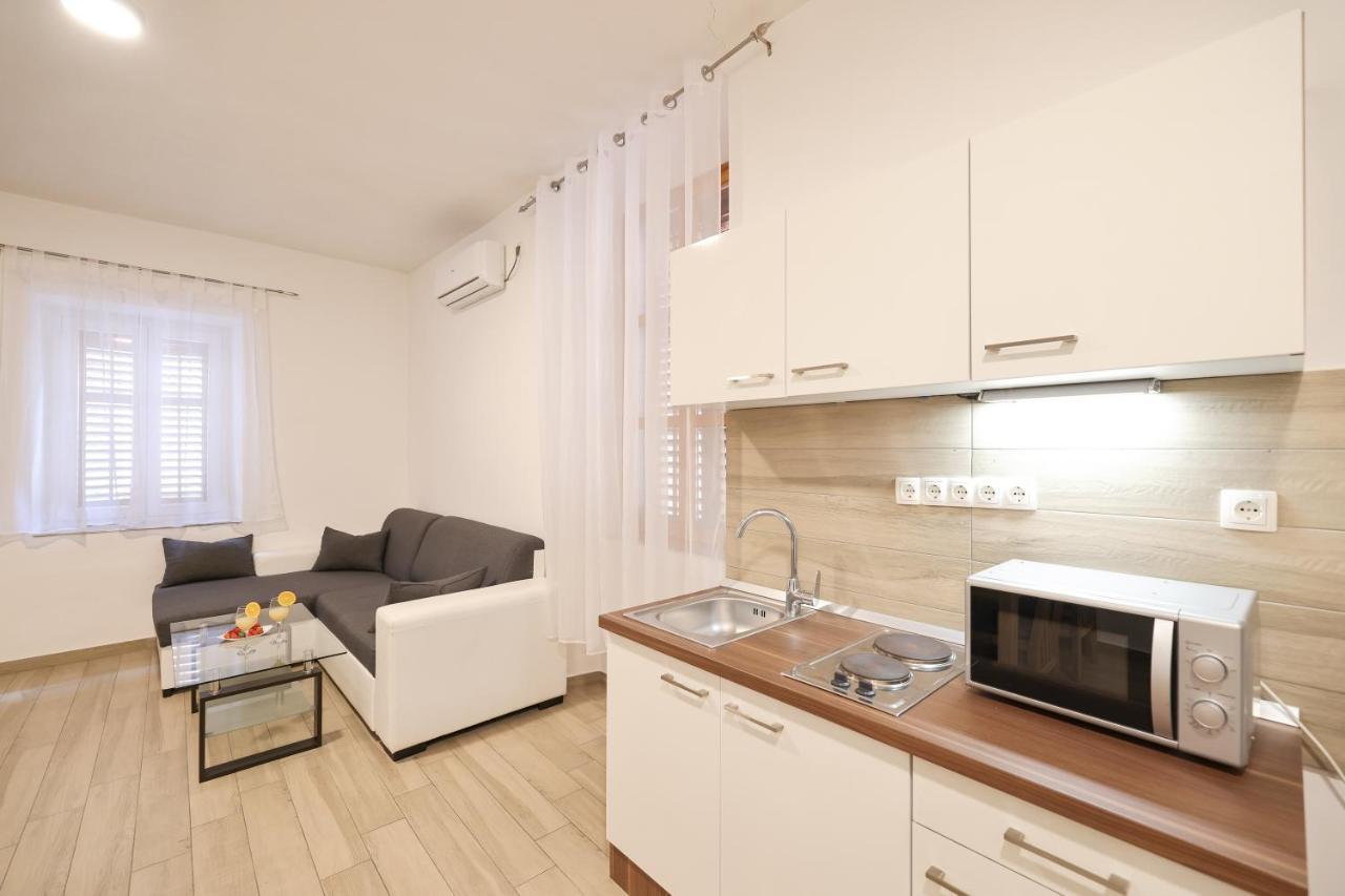 Old Town Donatello Apartment 자다르 외부 사진