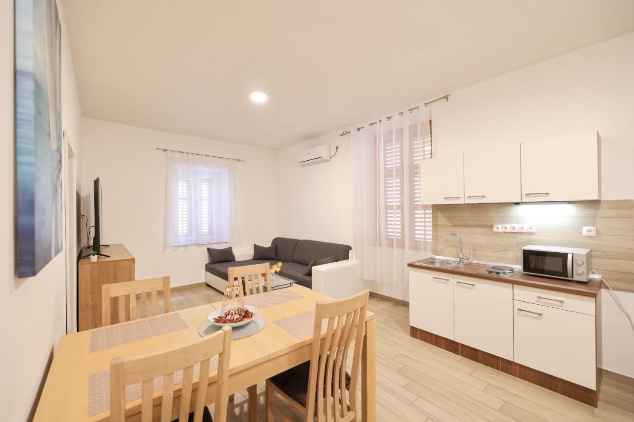 Old Town Donatello Apartment 자다르 외부 사진